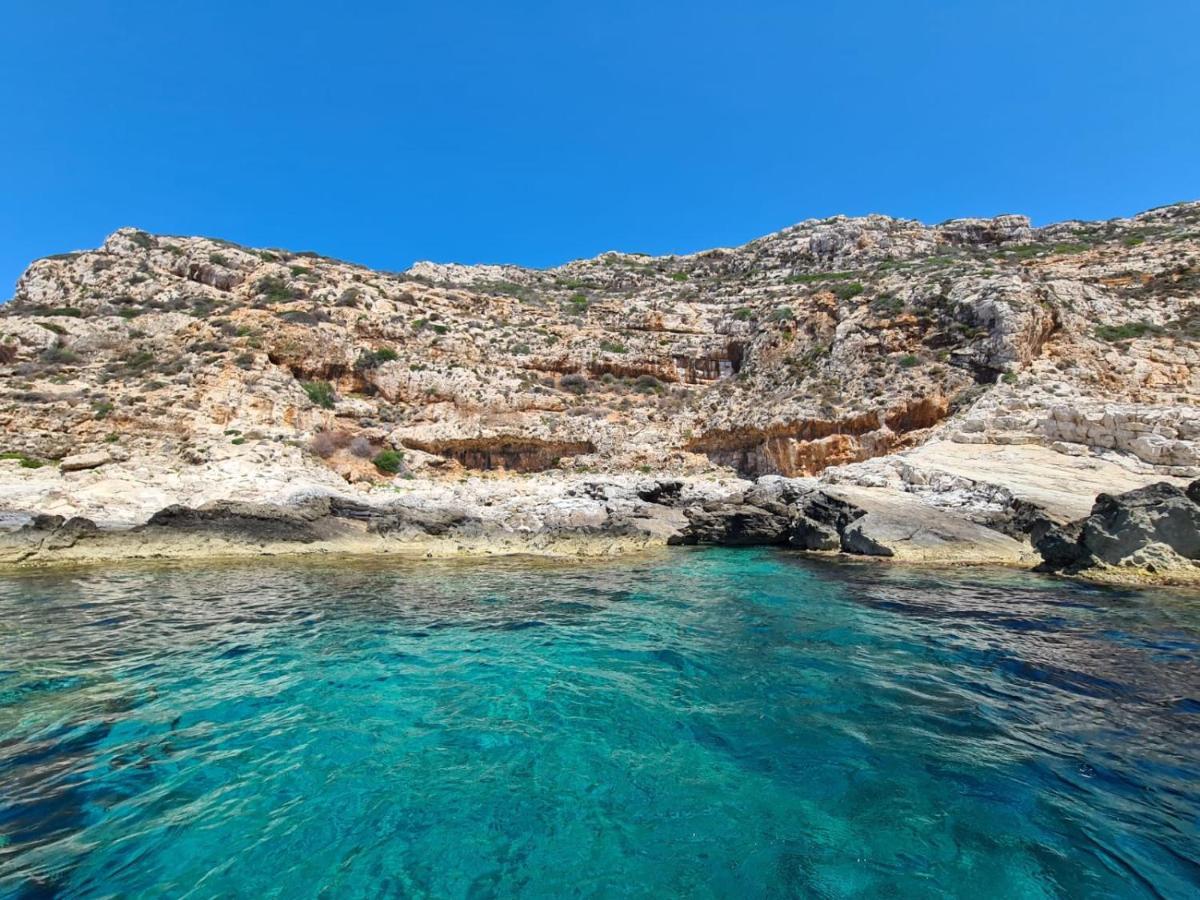 Sole Mare Sale Bed and Breakfast Torre Nubia Buitenkant foto